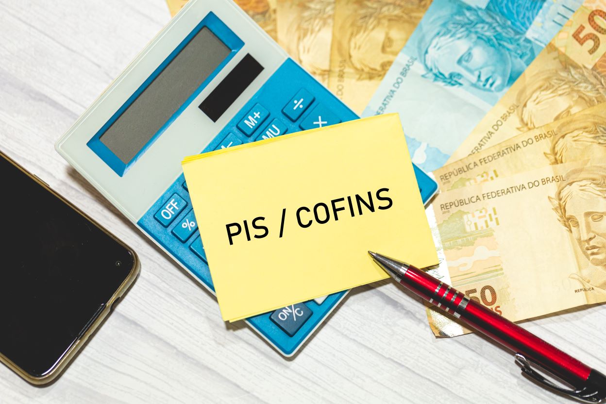 Carf permite crédito de PIS/Cofins sobre paradas programadas e docagem